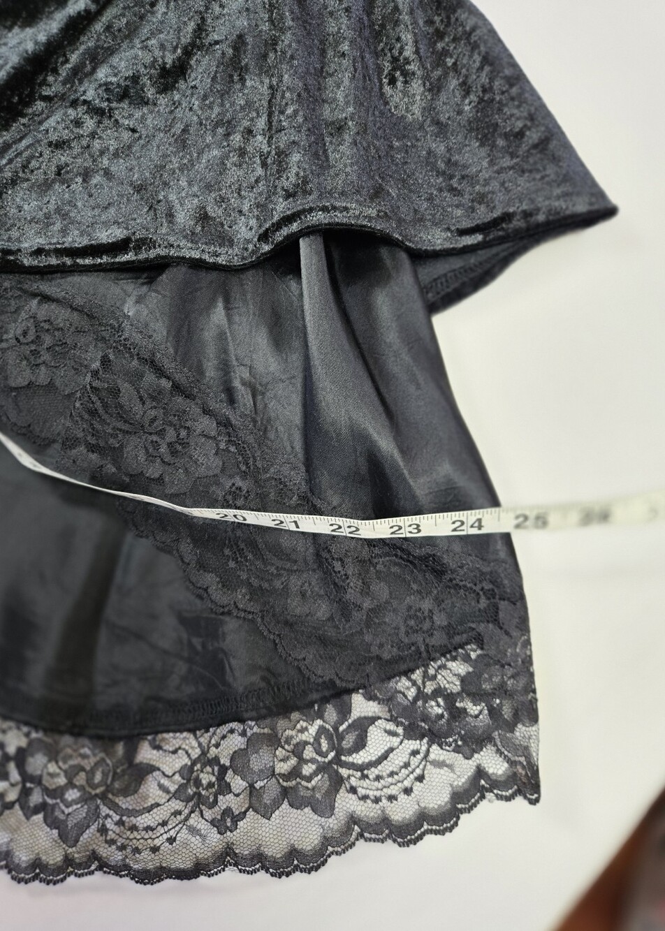 VTG Lip Service Black Velvet Satin Corset Bell Sleeve Gothic Top Size Large - Picture 11 of 12